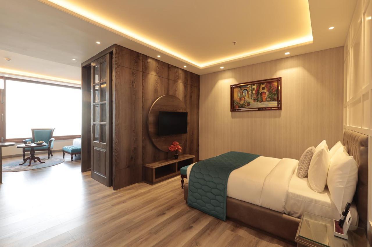 Welcomheritage Elysium Resort & Spa Shimla Esterno foto