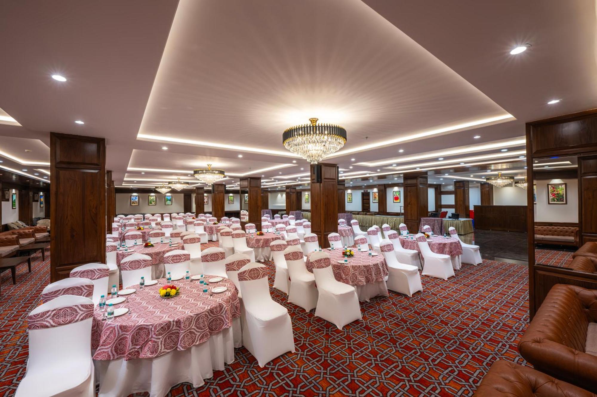Welcomheritage Elysium Resort & Spa Shimla Esterno foto