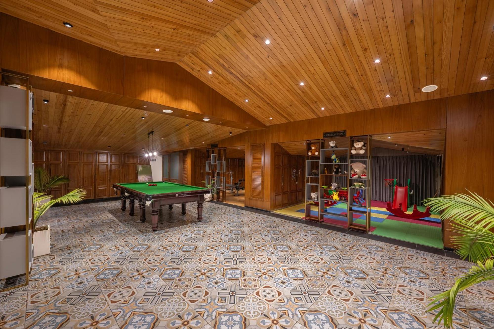 Welcomheritage Elysium Resort & Spa Shimla Esterno foto